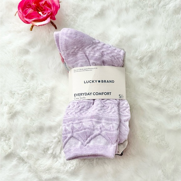 New with tags LUCKY BRAND EVER-DAY COMFORT CREW SOCKS 5 PACK poly spandex mix. - Picture 2 of 6